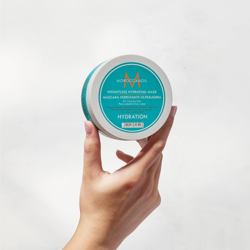 Moroccanoil Weightless Hydrating Mask image number 2