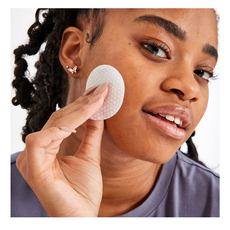 First Aid Beauty FAB Pharma White Clay Acne Treatment Pads 2% Salicylic Acid image number 2