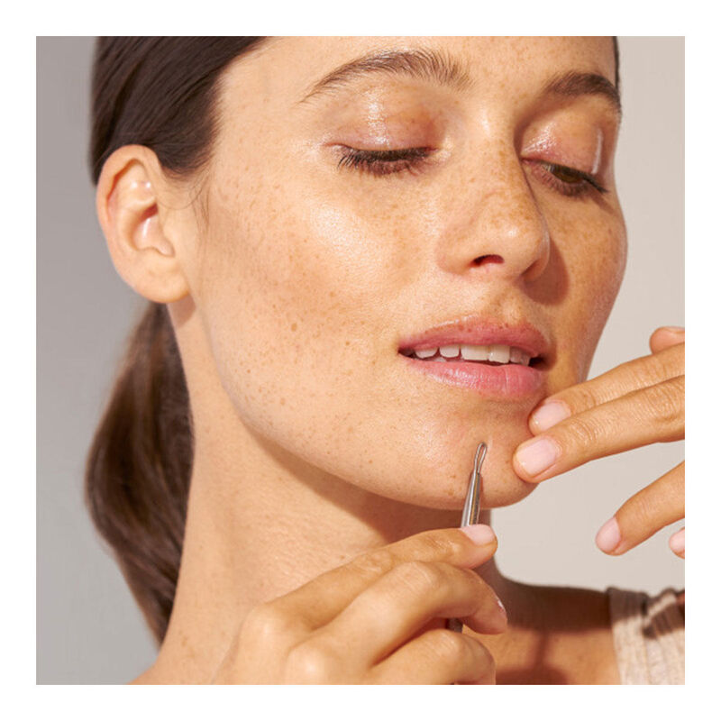 Tweezerman Skincare Tool image number 2