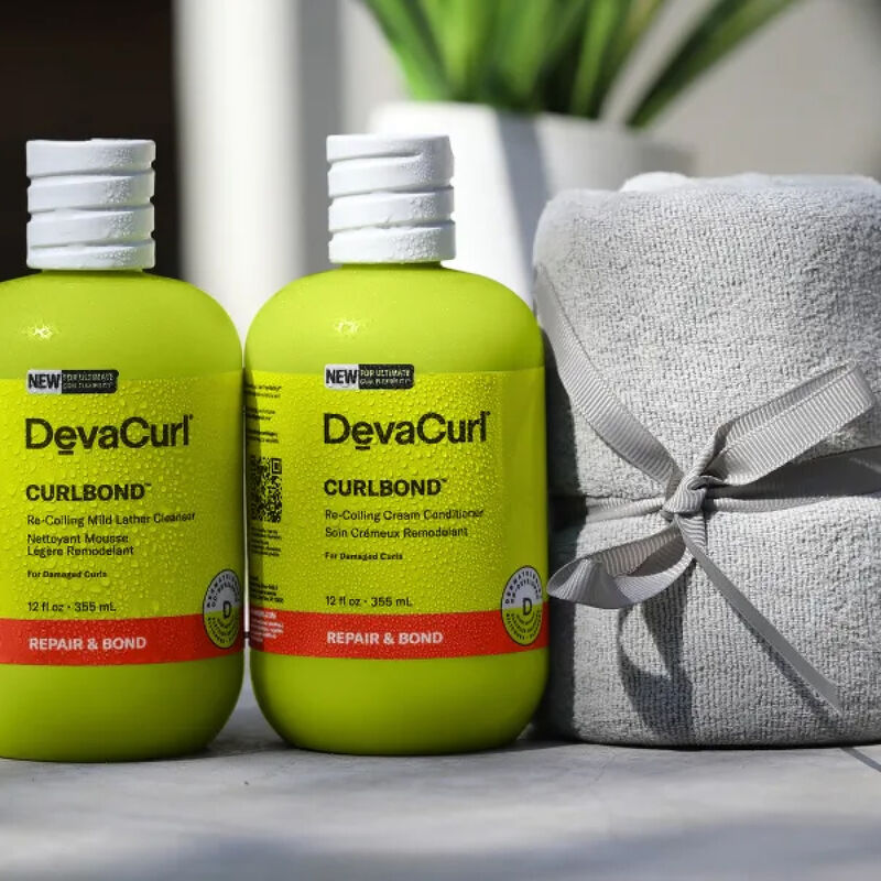 DevaCurl CURLBOND  Re-Coiling Mild Lather Cleanser image number 4