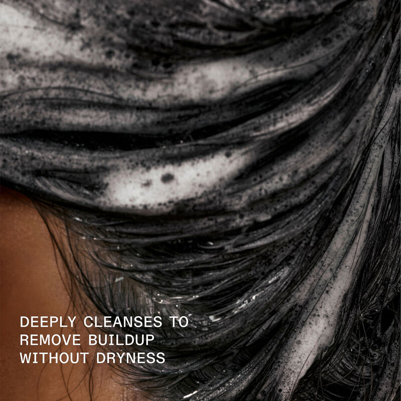 Olaplex No. 4C Bond Maintenance Clarifying Shampoo image number 5