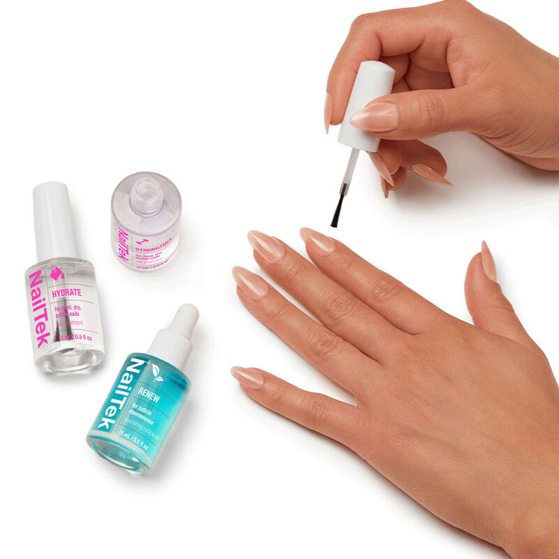 Nail Tek Moisture Strength 4 image number 4