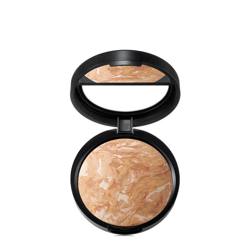 Laura Geller Baked Balance-n-Brighten Color Correcting Foundation image number 0