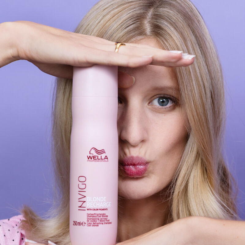 Wella Invigo Blonde Recharge Color Refreshing Shampoo for Cool Blondes image number 1