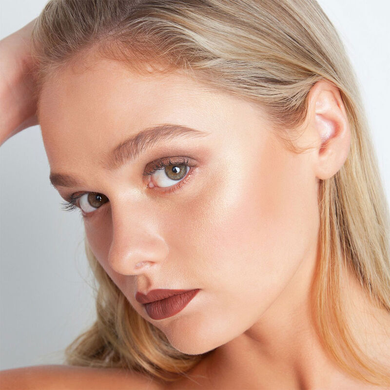 theBalm Mary-Lou Manizer Highlighter image number 1