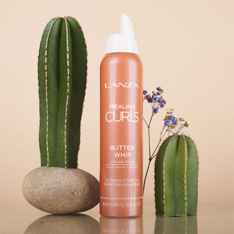 LANZA Healing Curls Butter Whip Styling Foam image number 2