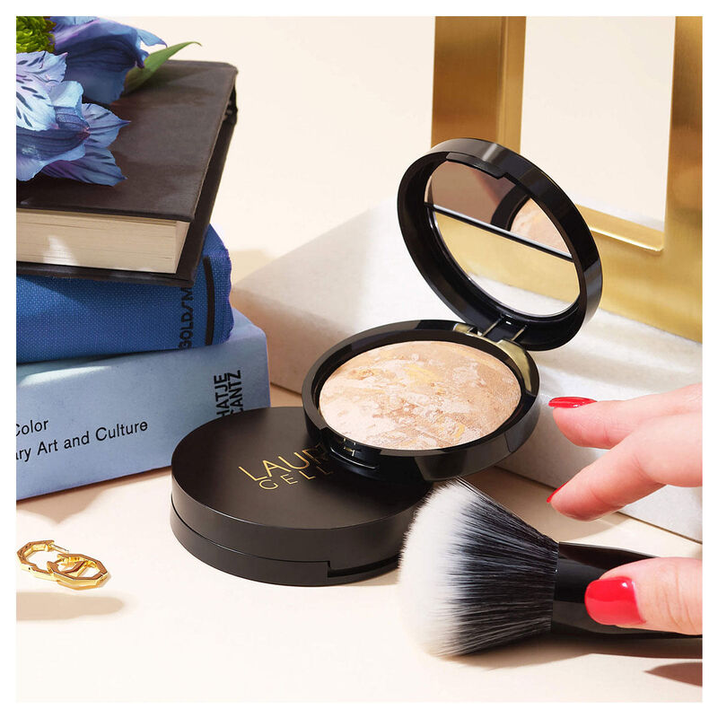 Laura Geller Baked Balance-n-Brighten Color Correcting Foundation image number 5
