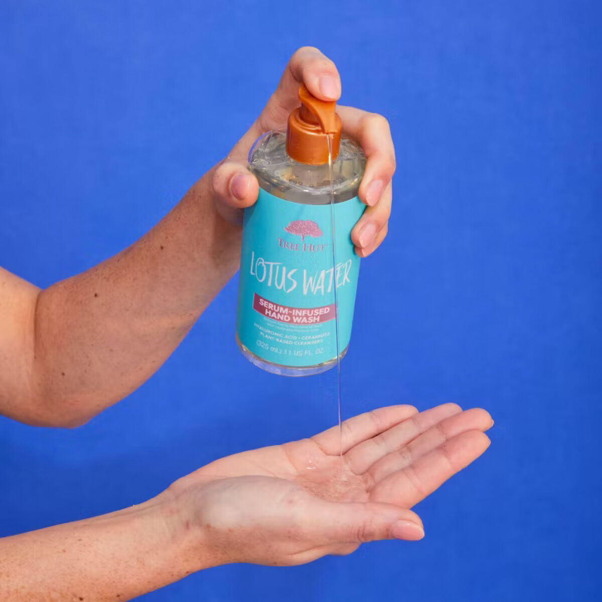 Tree Hut Lotus Water Hand Wash - Thumbnail 3