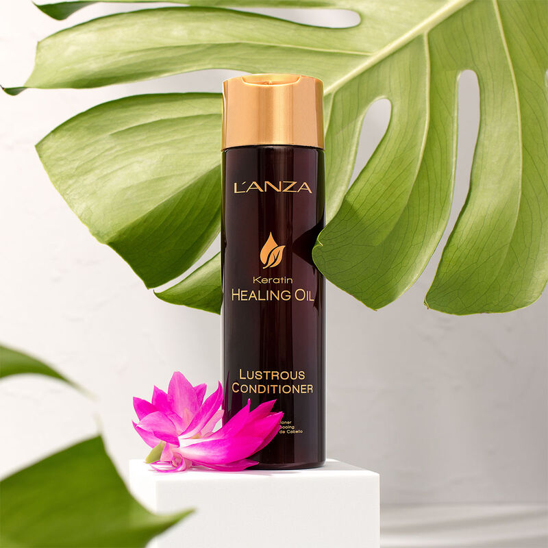 LANZA Keratin Healing Oil Lustrous Conditioner image number 2