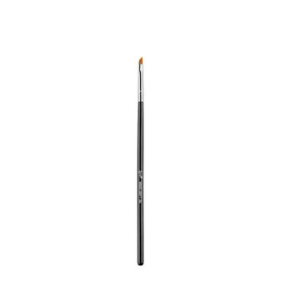 Sigma Beauty E06 Winged Liner Brush