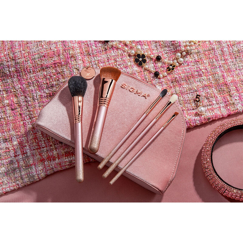 Sigma Beauty Modern Glam Brush Set image number 2