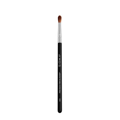 Sigma Beauty E42 Precision Firm Blender Brush