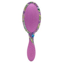 The Wet Brush Pro Detangler In The Wild - Peacock