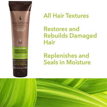 Macadamia Professional Essential Repair Daily Deep Conditioner