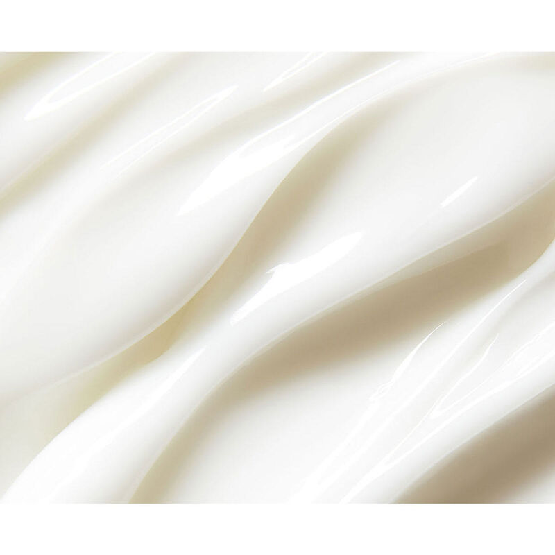 St. Tropez Gradual Tan Watermelon Daily Firming Lotion image number 2