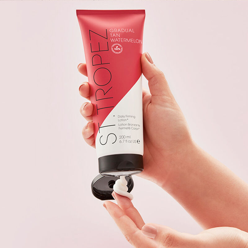 St. Tropez Gradual Tan Watermelon Daily Firming Lotion image number 3