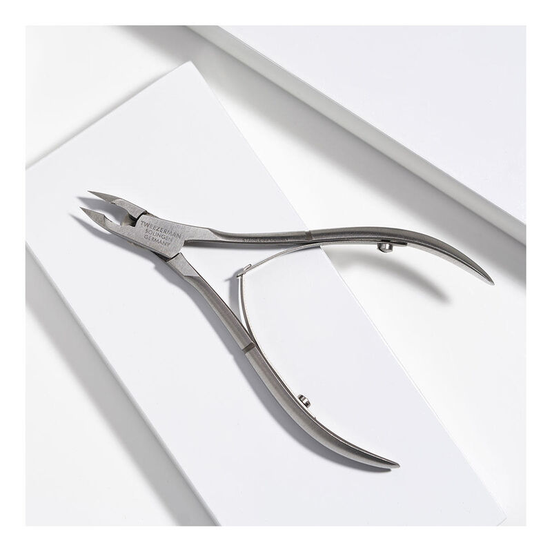 Tweezerman Cobalt Stainless Steel Cuticule Nipper 1/2 Jaw image number 3
