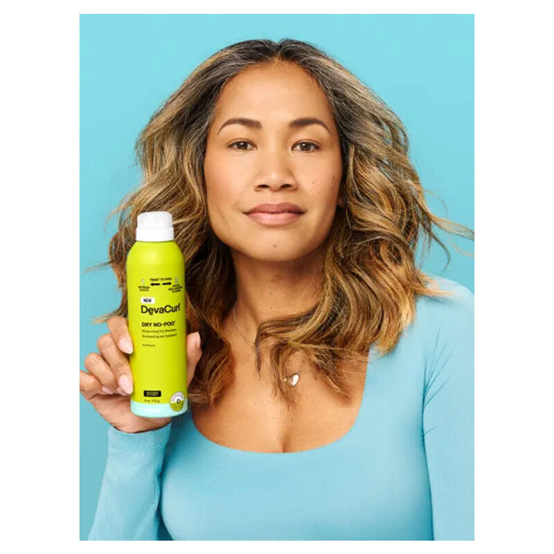 Deva Curl Dry NO-POO Moisturizing Dry Shampoo image number 4