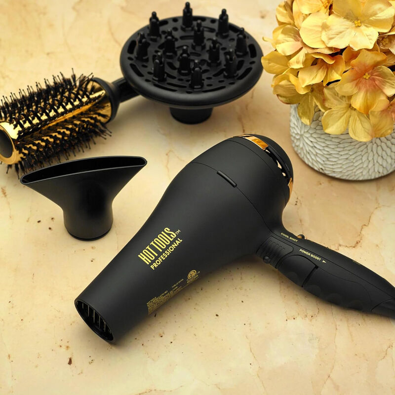 Hot Tools Black Gold turbo Ionic® Salon Dryer image number 2