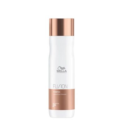 Wella FUSIONPLEX Intense Repair Shampoo