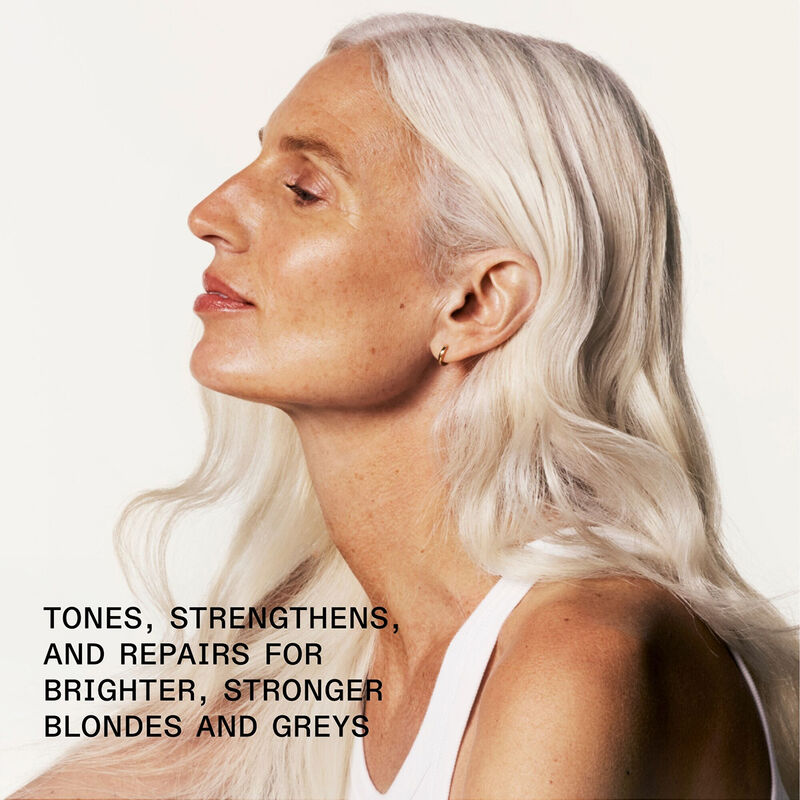 Olaplex No. 4P Blonde Enhancer  Toning Shampoo image number 6