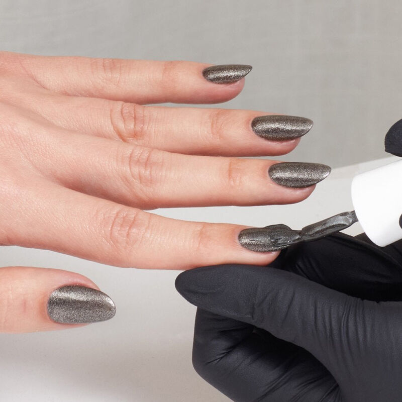 OPI Nail Lacquer Holiday Collection- Tempted to Lick-orice image number 2