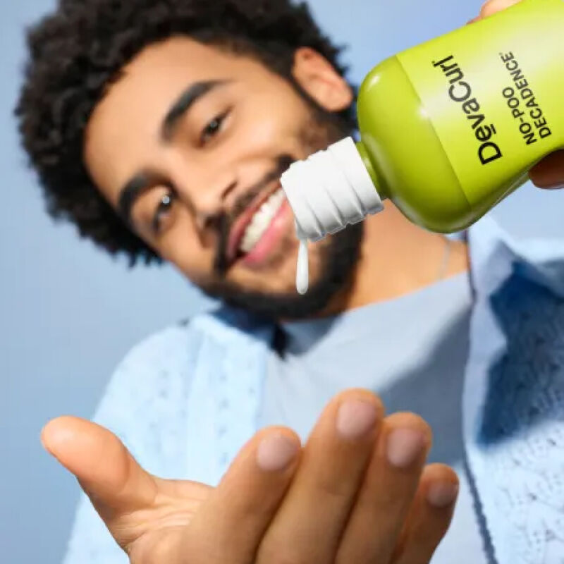 DevaCurl NO-POO DECADENCE® Zero Lather Cleanser for Ultra-Rich Moisture image number 3
